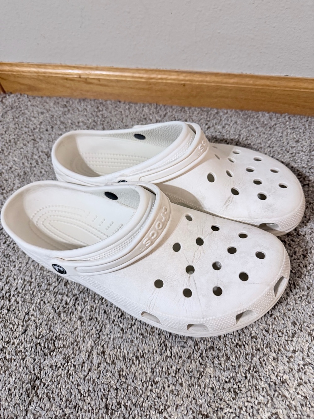 men’s white crocs size 13